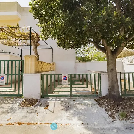 בית נופש Artemide Flat -